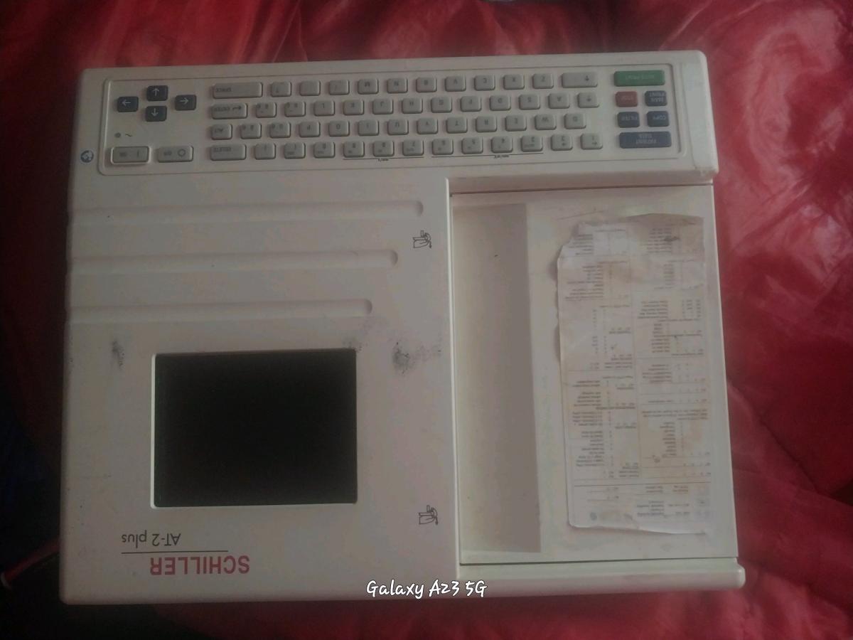 Schiller CARDIOVIT AT2 Plus Electrocardiograph EKG machine