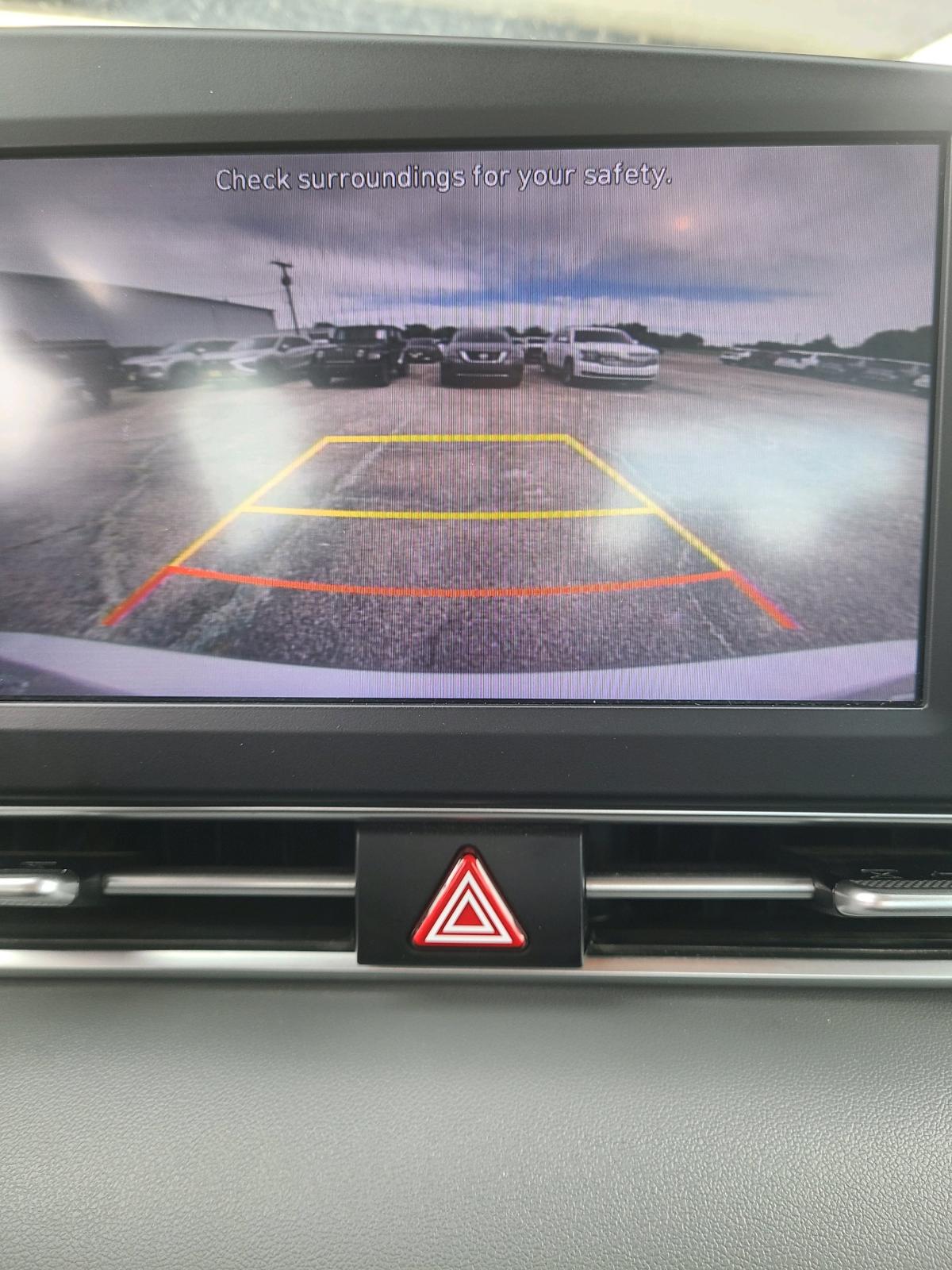 2023 Hyundai Elantra SE - Commerce, Texas - FleaMarketBay