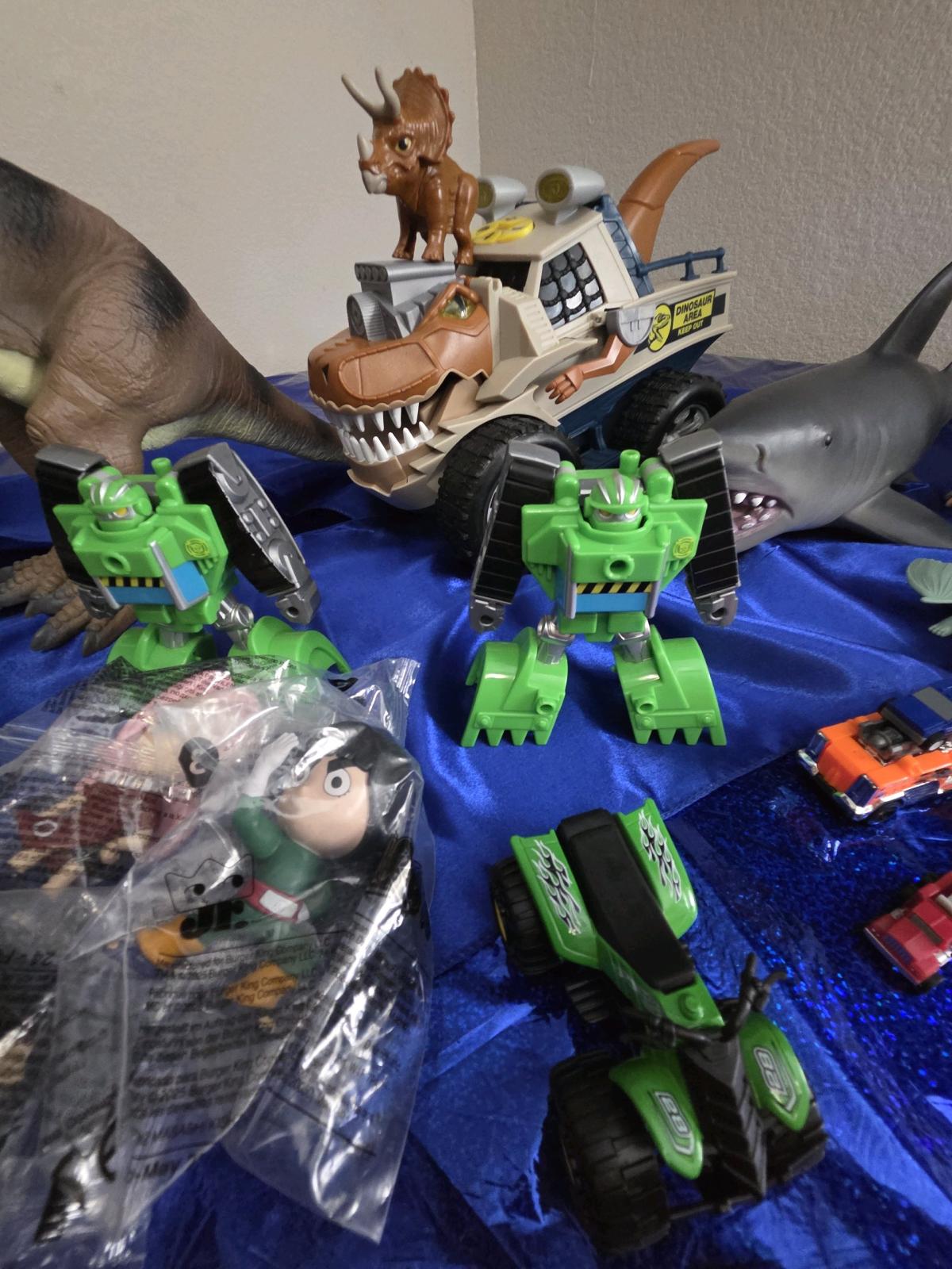 TOY LOT - Phoenix, Arizona - FleaMarketBay