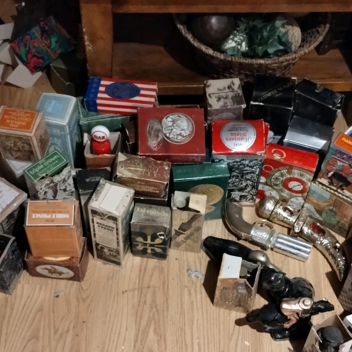 Avon vintage perfume bottles - Adelanto, California - FleaMarketBay