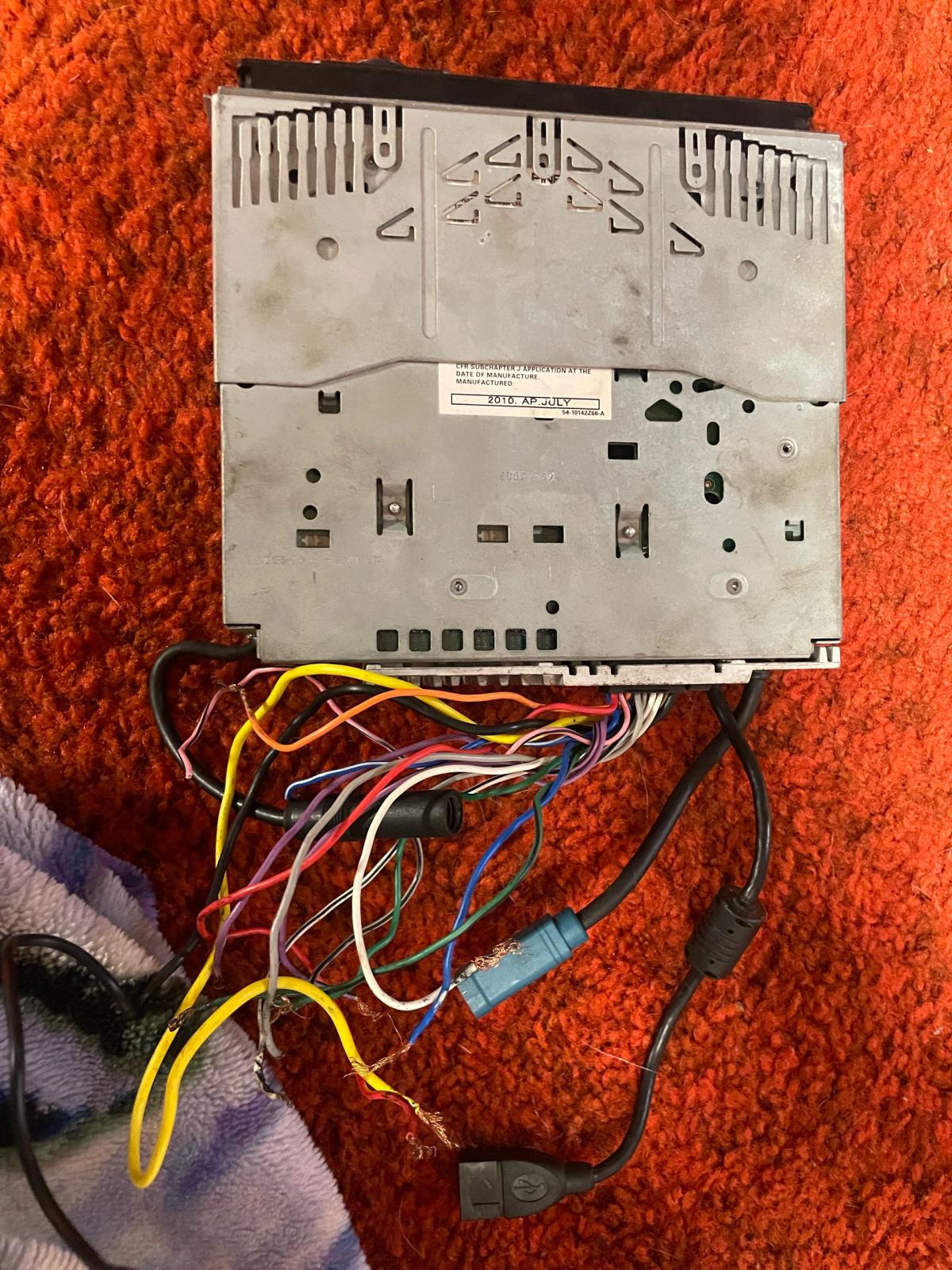 alpine car radio - Kent, Ohio - FleaMarketBay