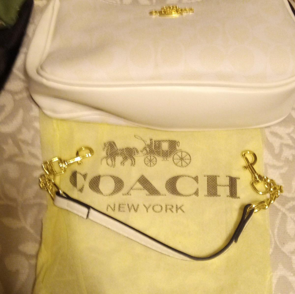 Coach purse - Cantonment, Florida - FleaMarketBay