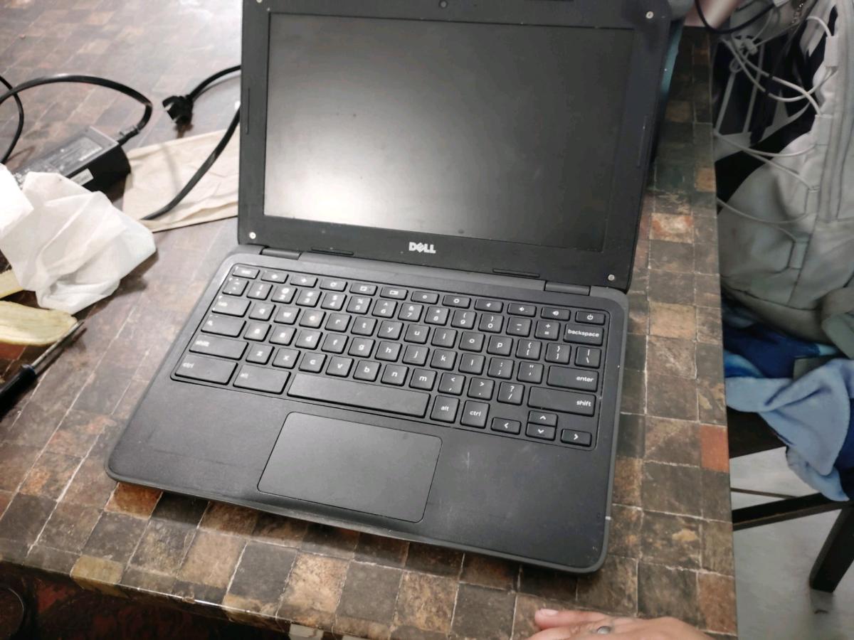 Dell Chromebook 3180 P26T - Oklahoma City, Oklahoma - FleaMarketBay
