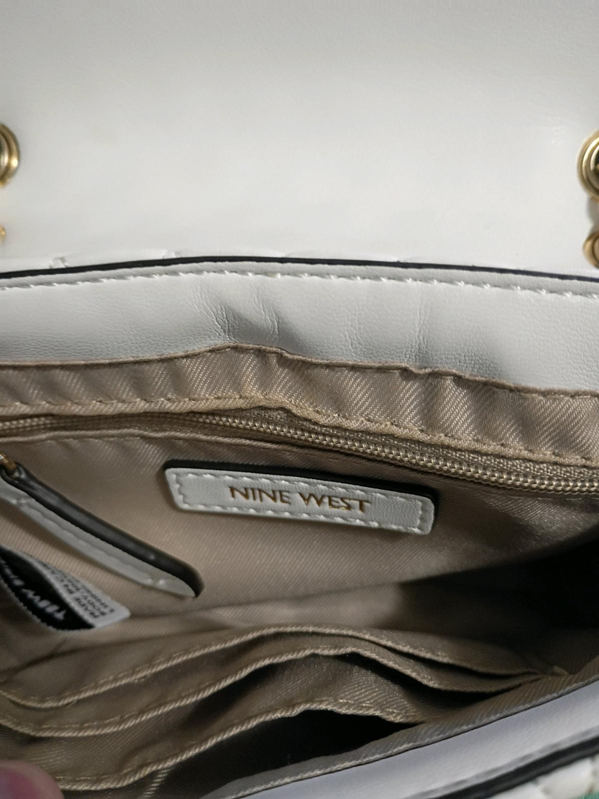 nine west purse - Royston, Georgia - FleaMarketBay