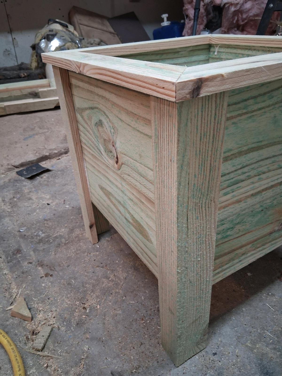 Planters - Denison, Texas - FleaMarketBay