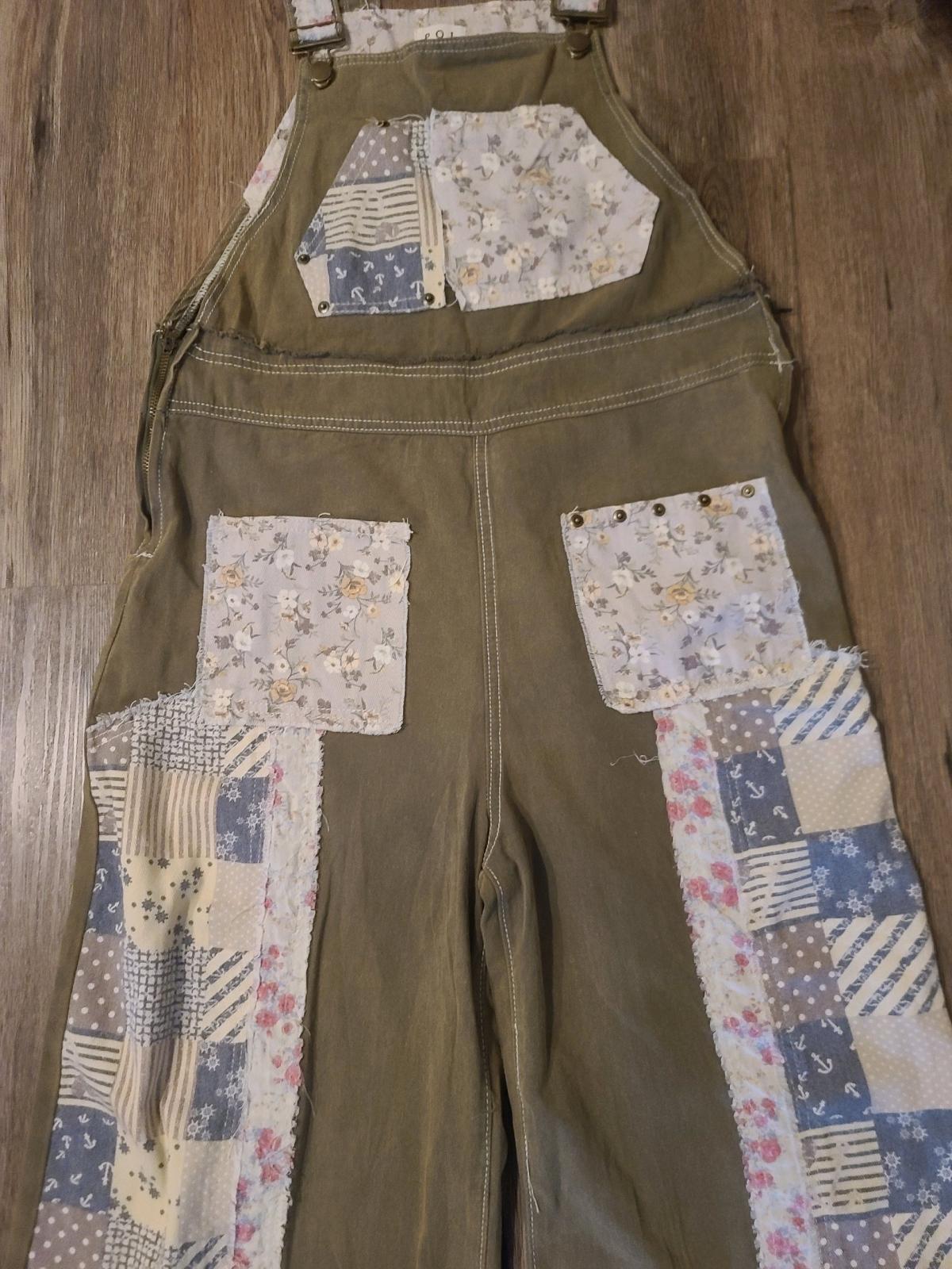 POL Overalls Womens L Green Patchwork Embroidered Wide Leg F - San Antonio, Texas - FleaMarketBay