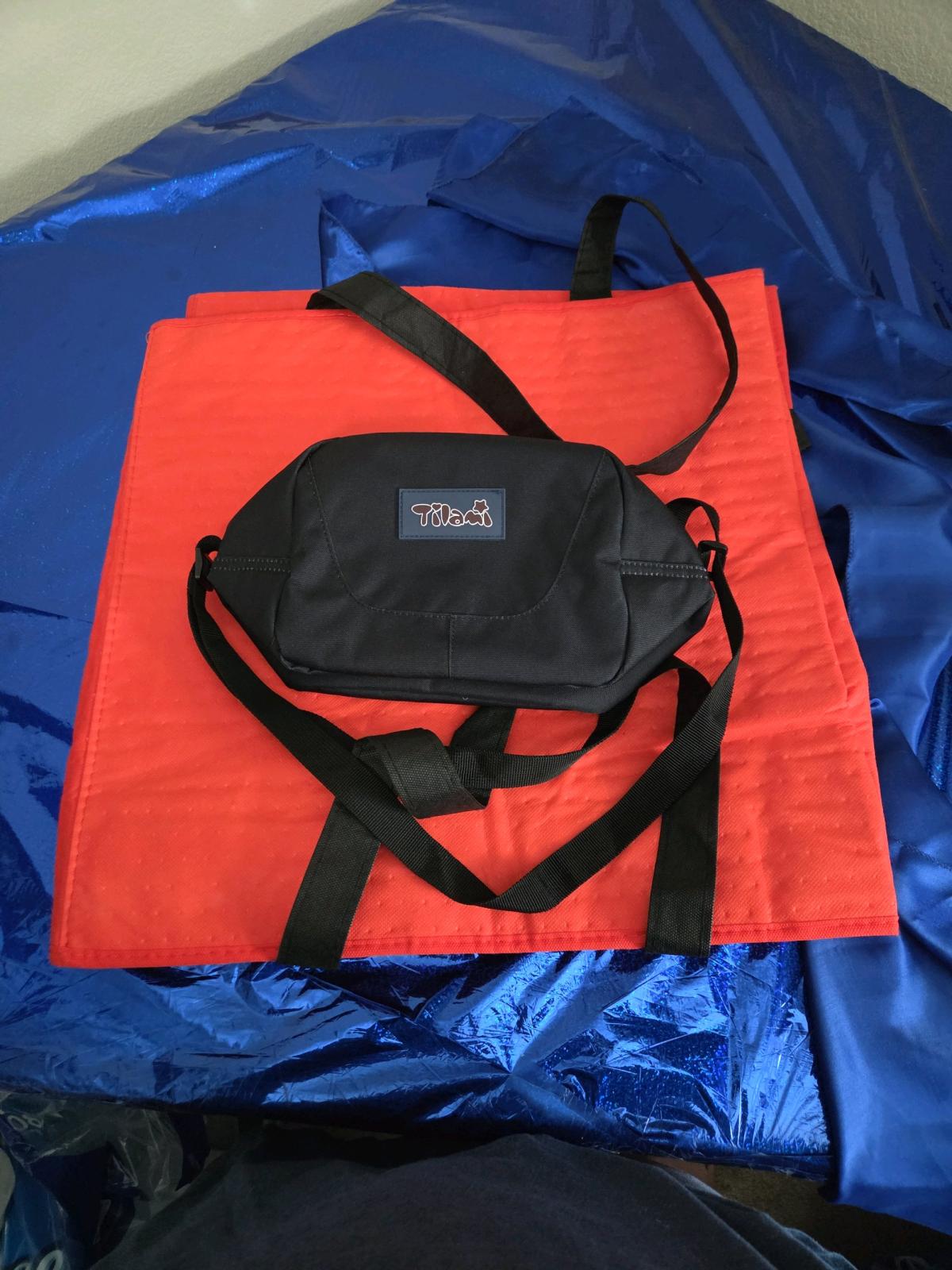 3 INSULATED BAGS - Phoenix, Arizona - FleaMarketBay