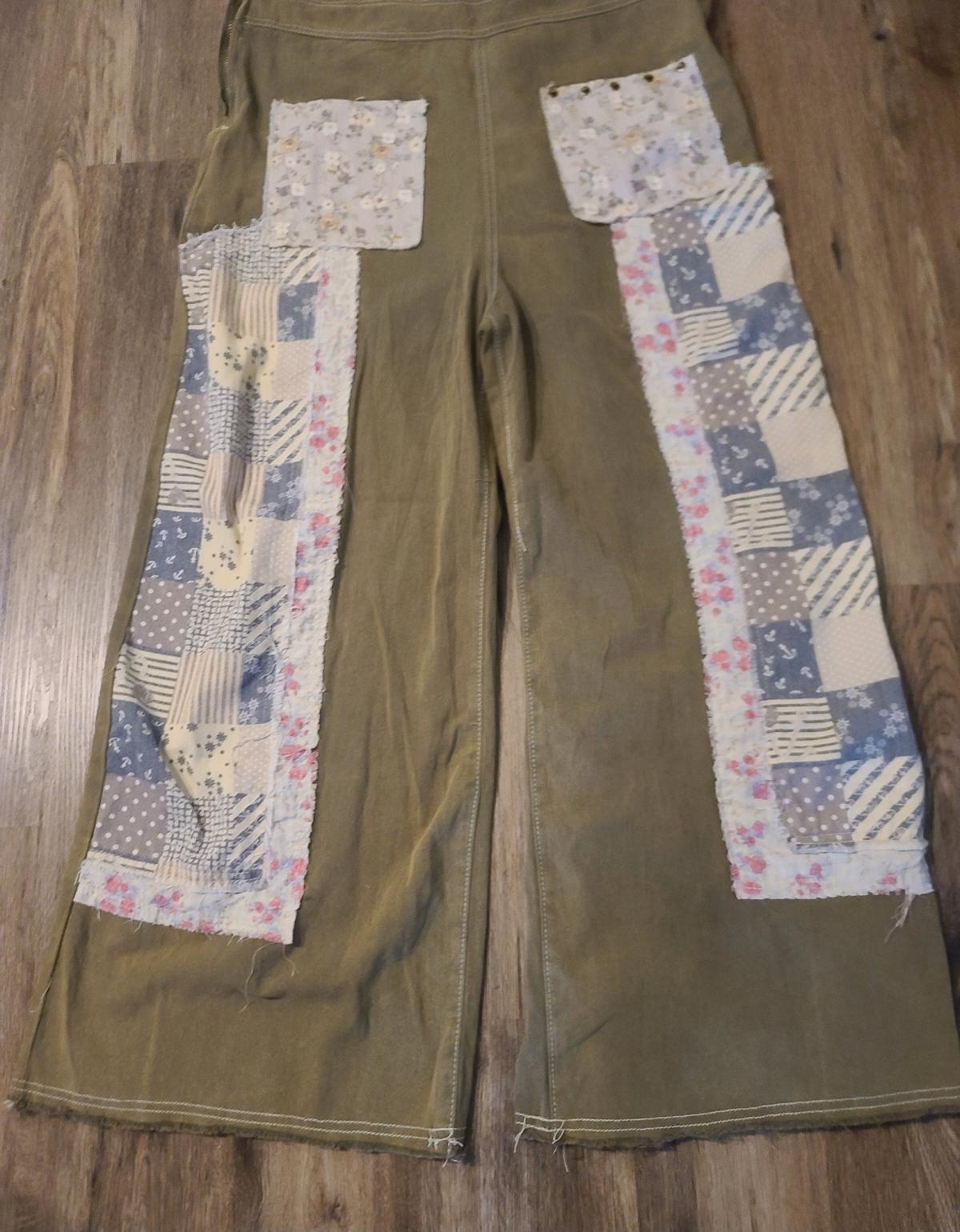POL Overalls Womens L Green Patchwork Embroidered Wide Leg F - San Antonio, Texas - FleaMarketBay