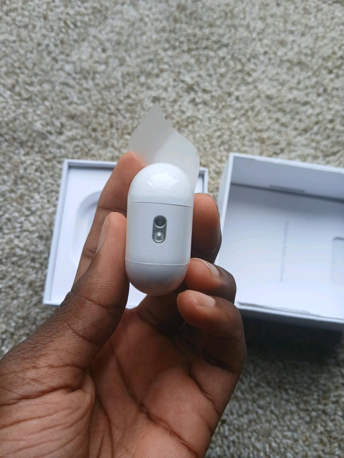 airpods pro 2nd - Washington Navy Yard, District of Columbia - FleaMarketBay