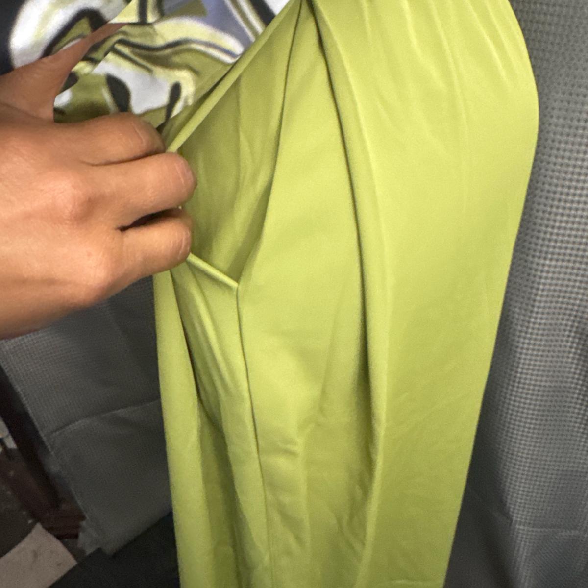 New two piece set beautiful formal beautiful set - Pomona, California - FleaMarketBay