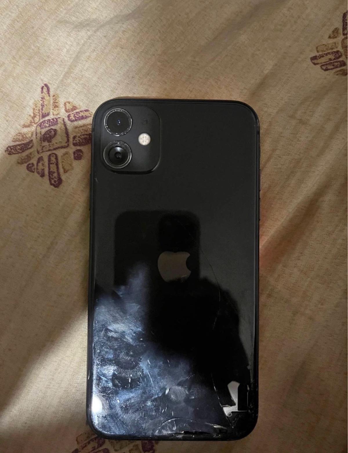 Apple iPhone 11 - San Antonio, Texas - FleaMarketBay