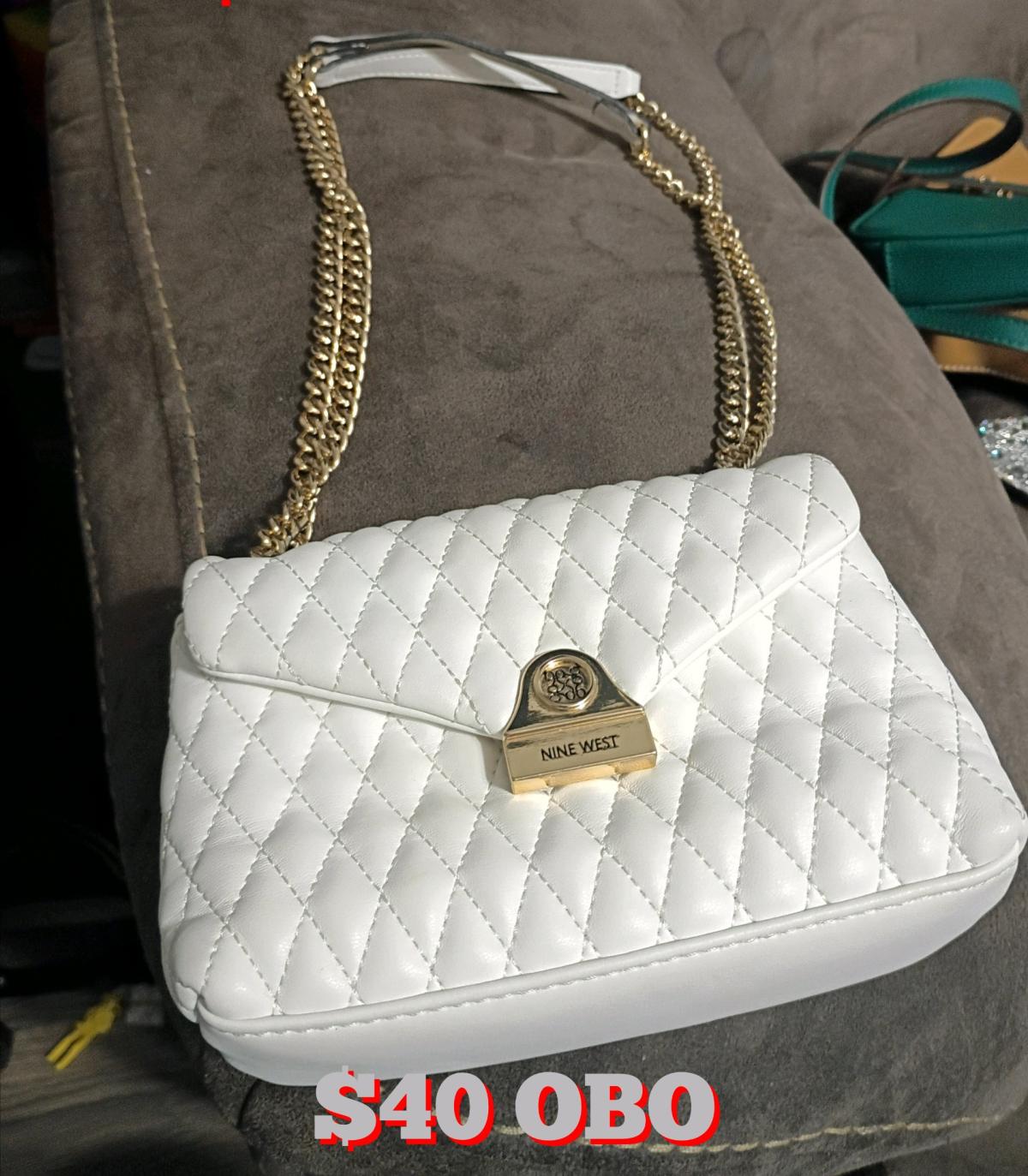 nine west purse - Royston, Georgia - FleaMarketBay