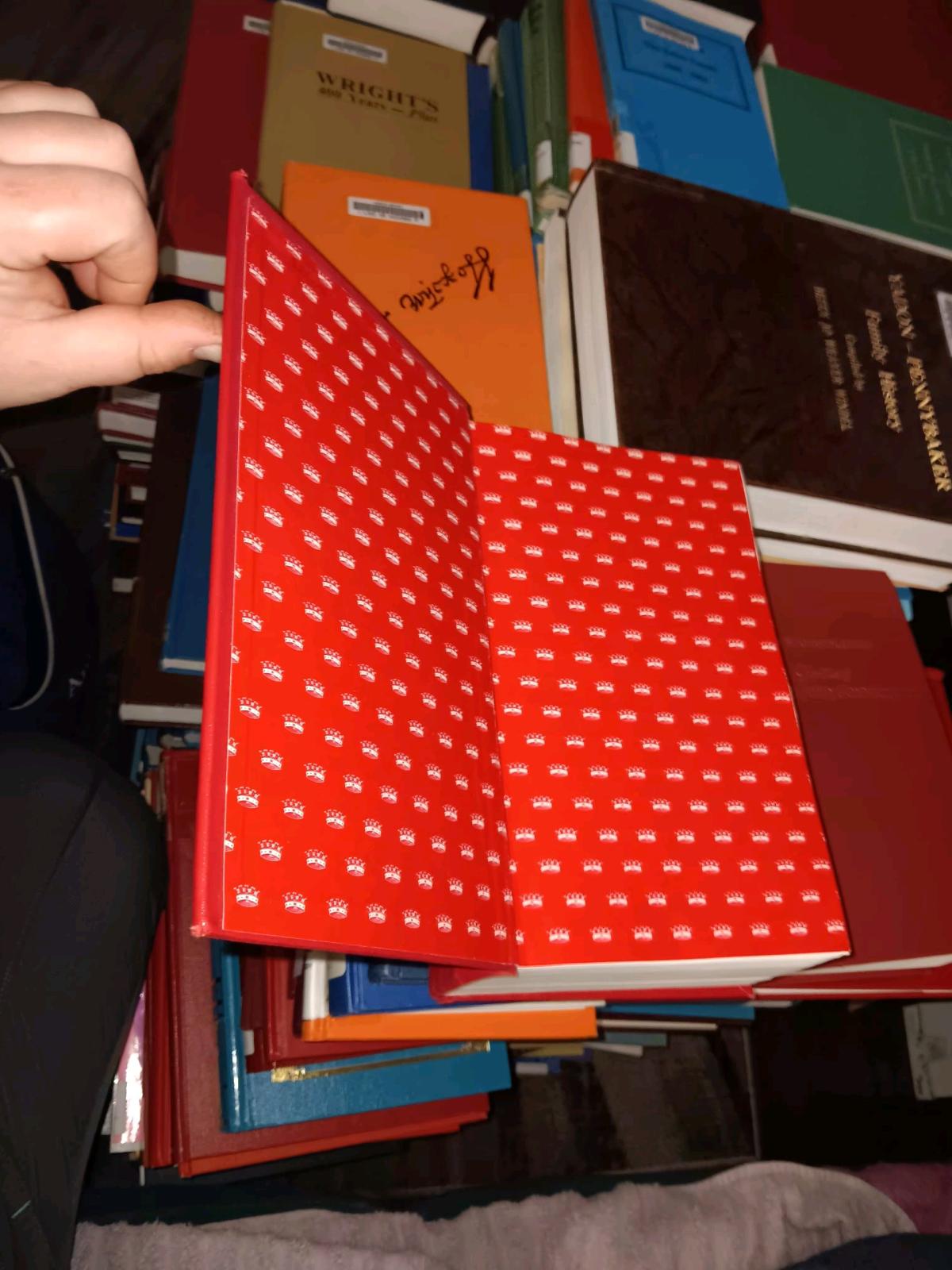 Debretts Peerage and Baronetage with Her Majestys Royal Warr - Las Vegas, Nevada - FleaMarketBay