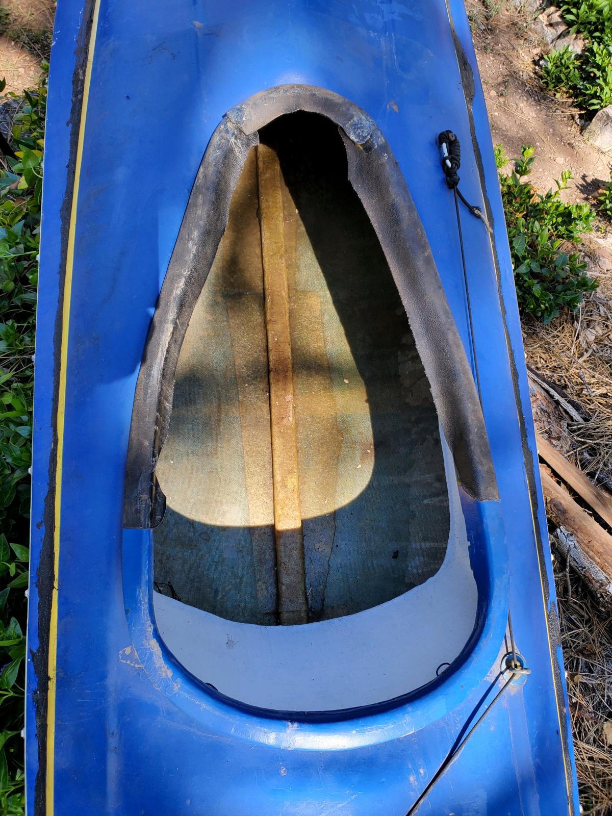 free 22 ft fiberglass kayak - Flagstaff, Arizona - FleaMarketBay
