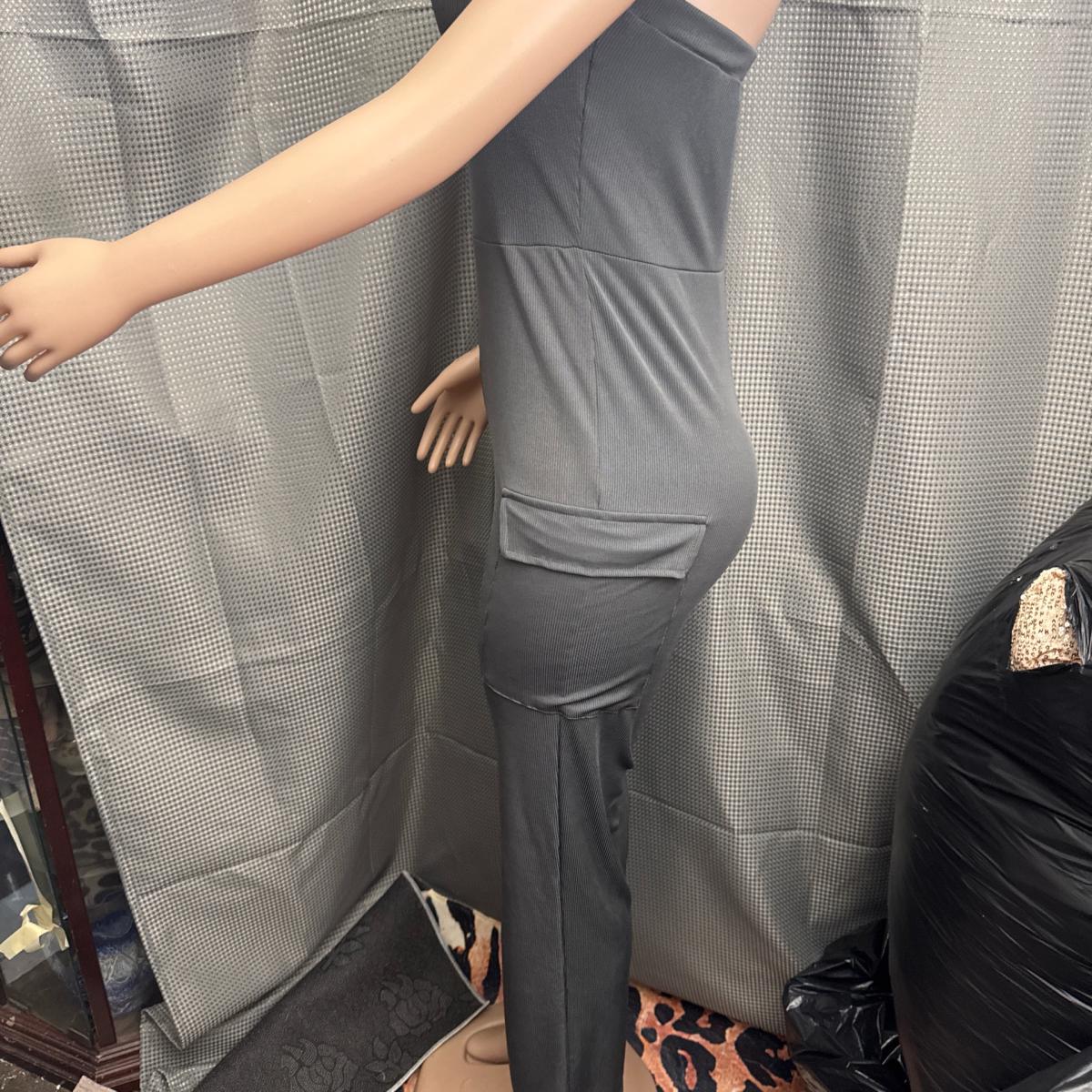 New size small but will fit a medium size  beautiful - Pomona, California - FleaMarketBay