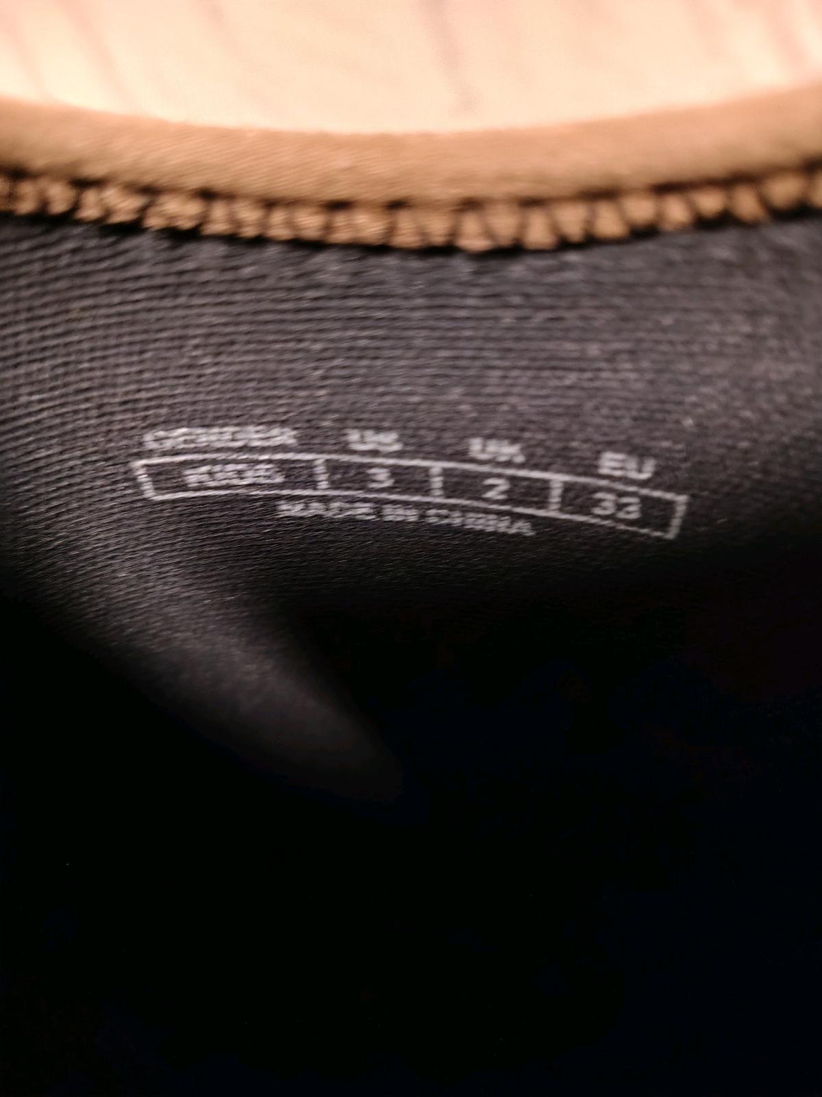 REALTREE  MUCK WATERPROOF KIDS BOOTS SIZES BELOW - Acworth, Georgia - FleaMarketBay