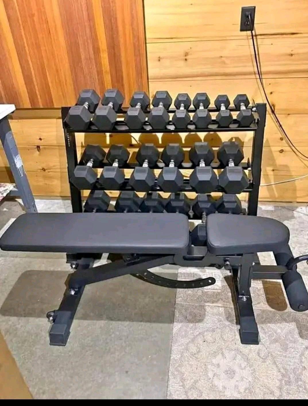 DUMBBELLS WITH RACK AND BENCH - Sacramento, California
