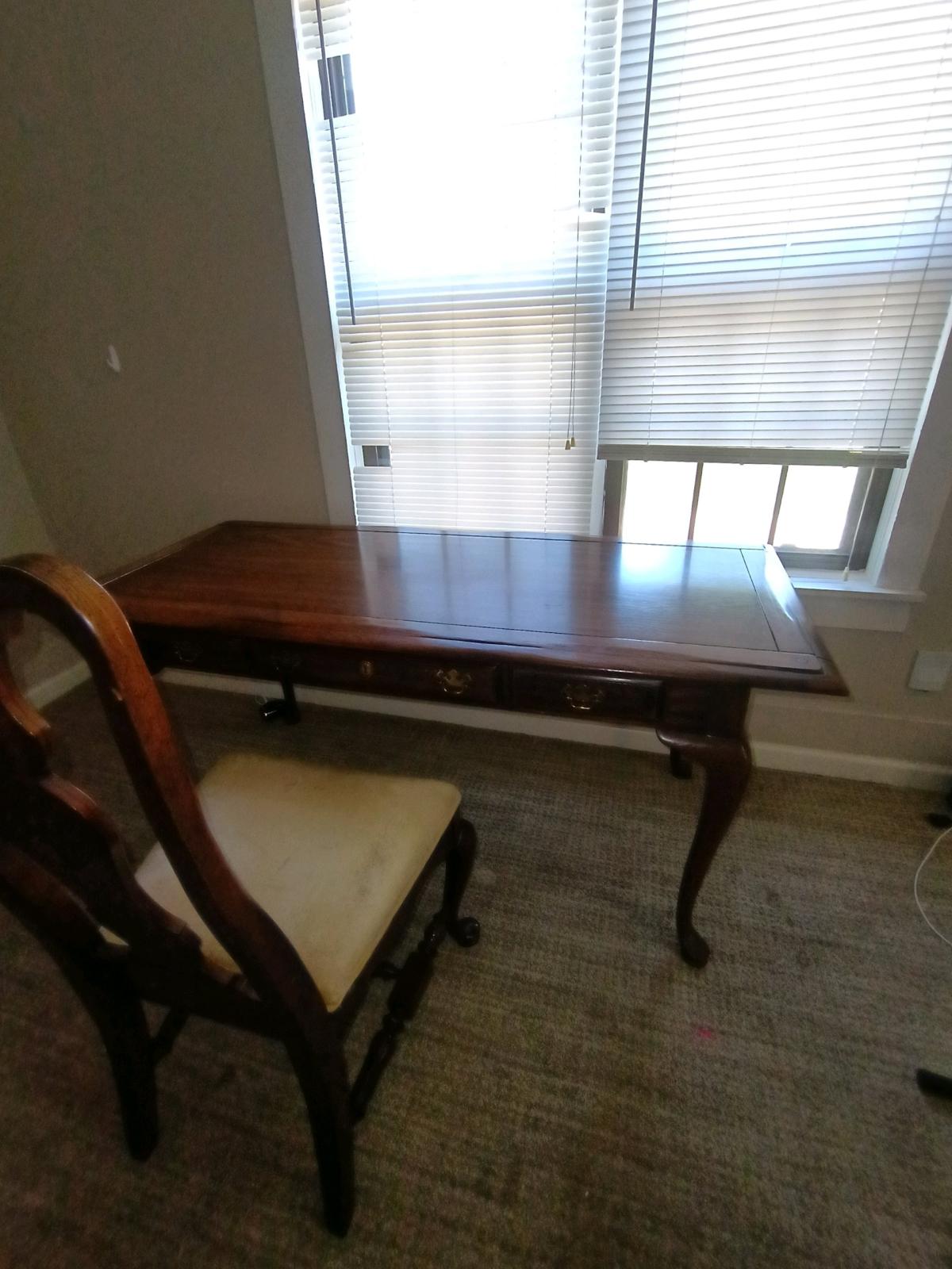 Queen Anne antique writing desk and chair set - Gallatin, Tennessee - FleaMarketBay