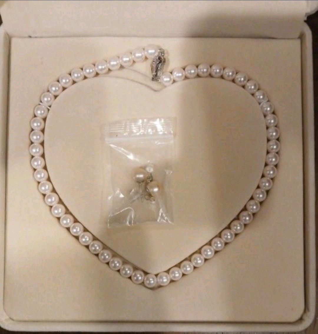 ausger pearl necklace in pink - Varnado, Louisiana - FleaMarketBay