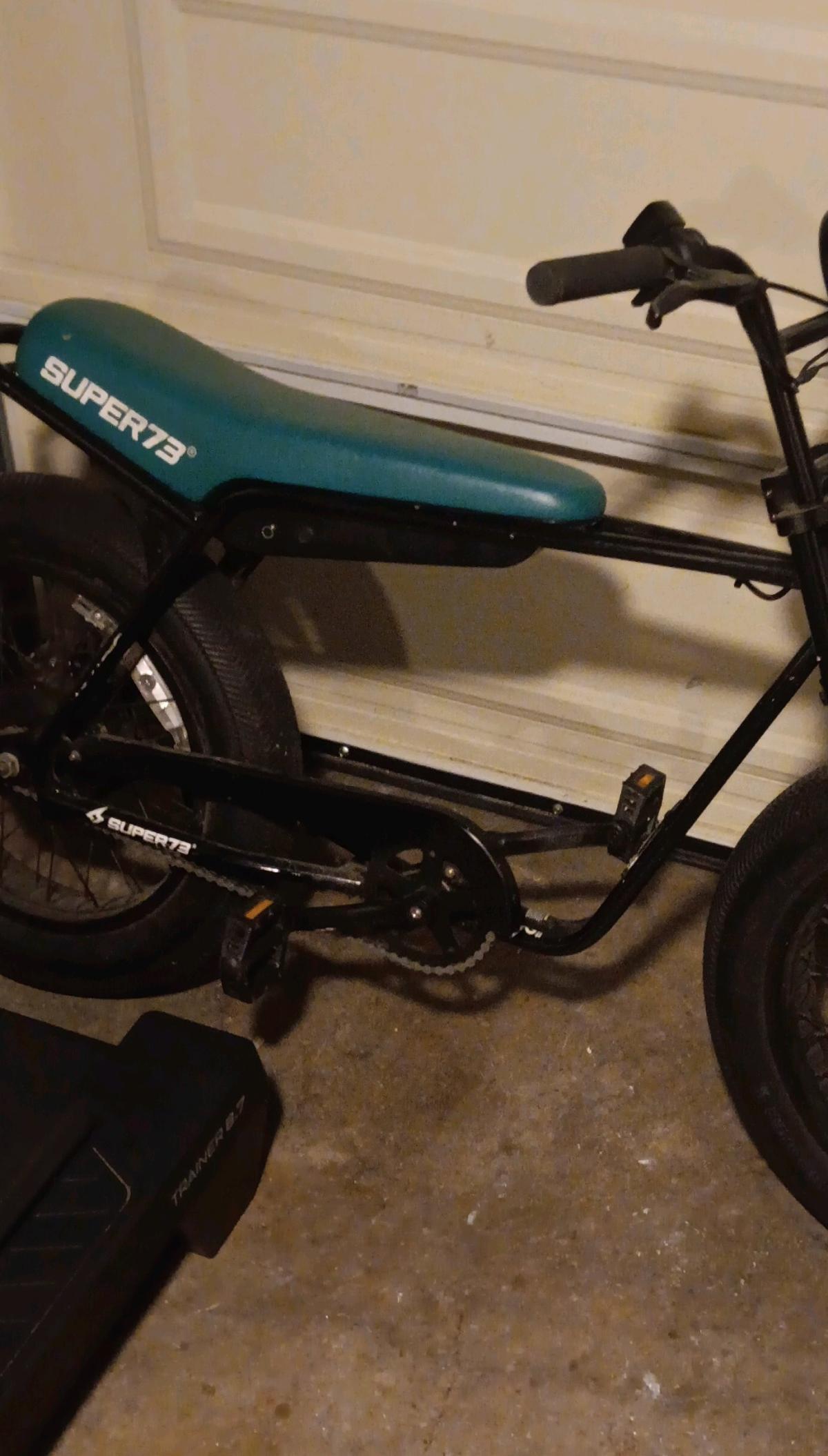 Super73 ECity Bike Black Frame Teal Seat 20 in Fat Tires Kic