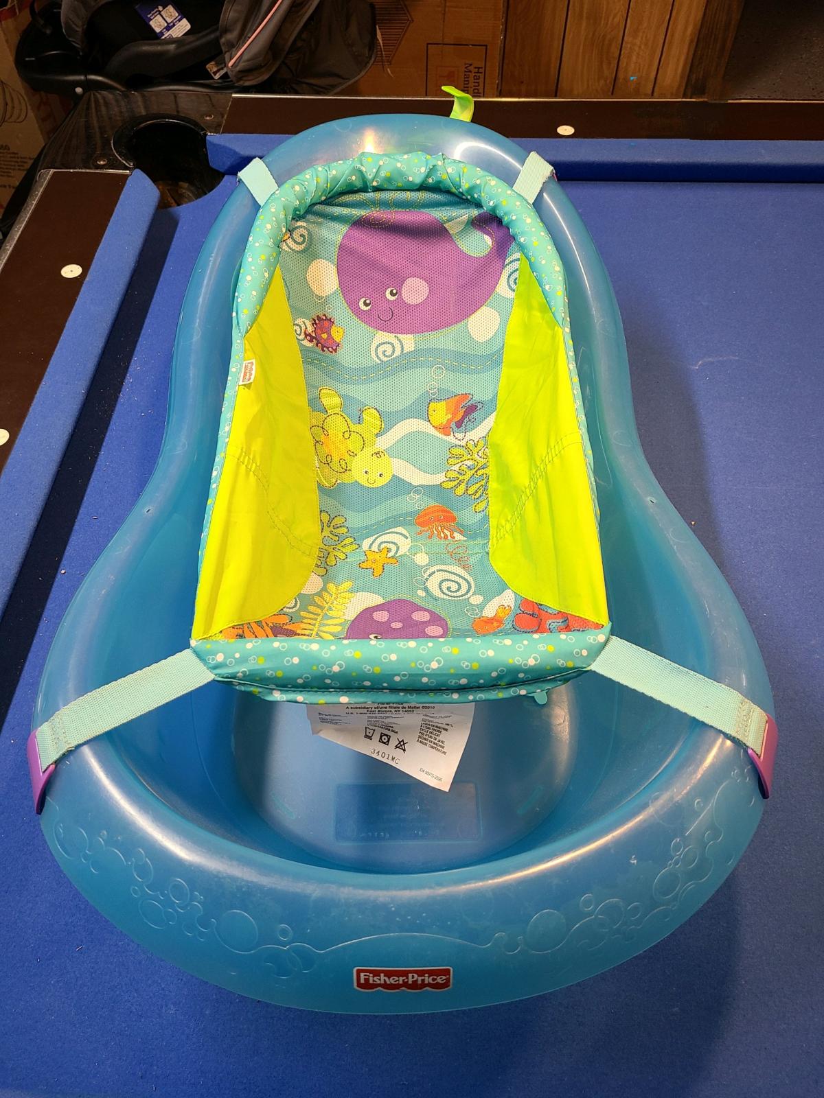 Fisher Price Ocean Wonders Aquarium Baby Bath Tub Center - Akron, Ohio - FleaMarketBay