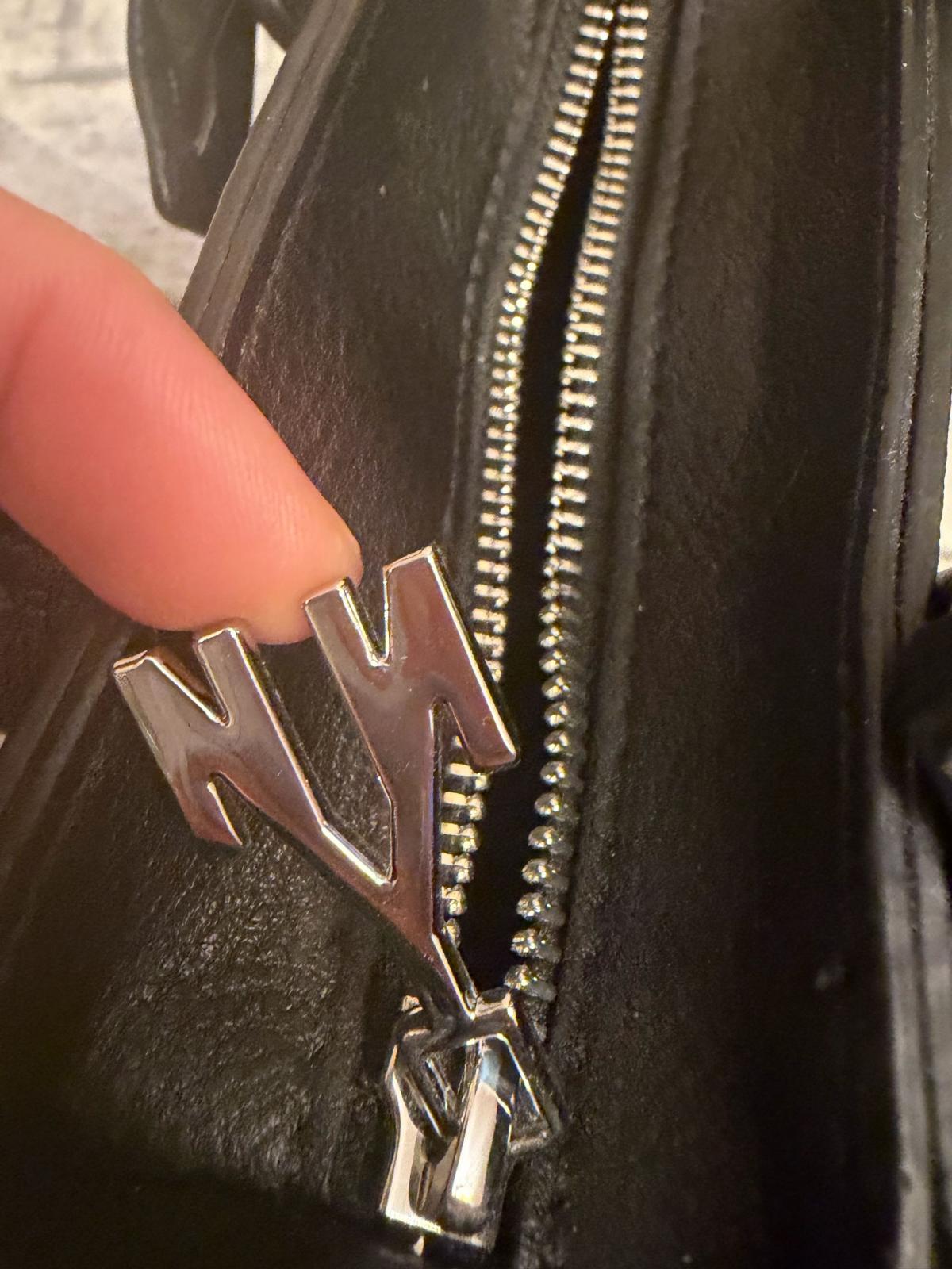 Noma New York handbag - Ridgewood, New York - FleaMarketBay