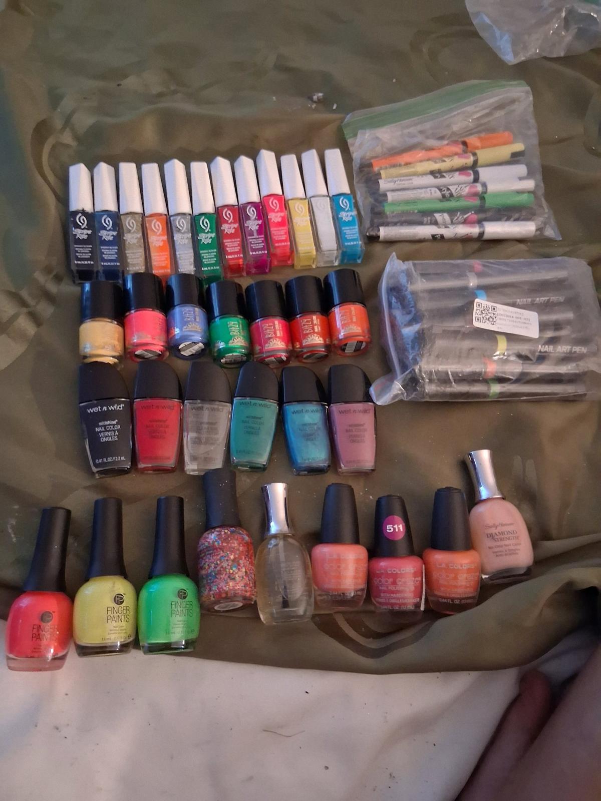 huge manicure kit for starter nail artist - New Port Richey, Florida - FleaMarketBay