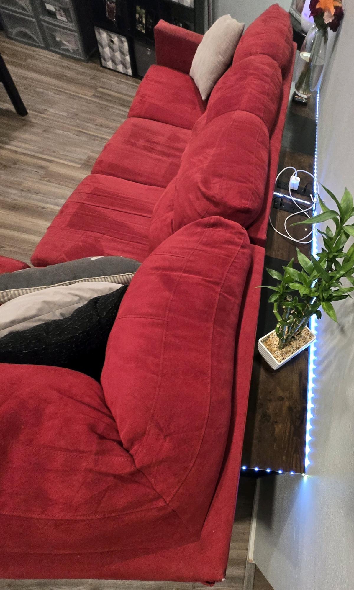 Large Sectional Couch - O Fallon, Missouri - FleaMarketBay