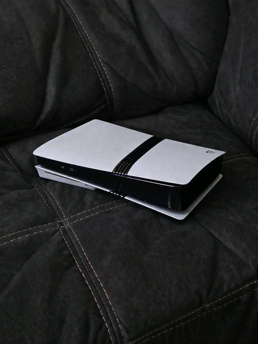 PlayStation 5 Pro - Beverly Hills, California - FleaMarketBay