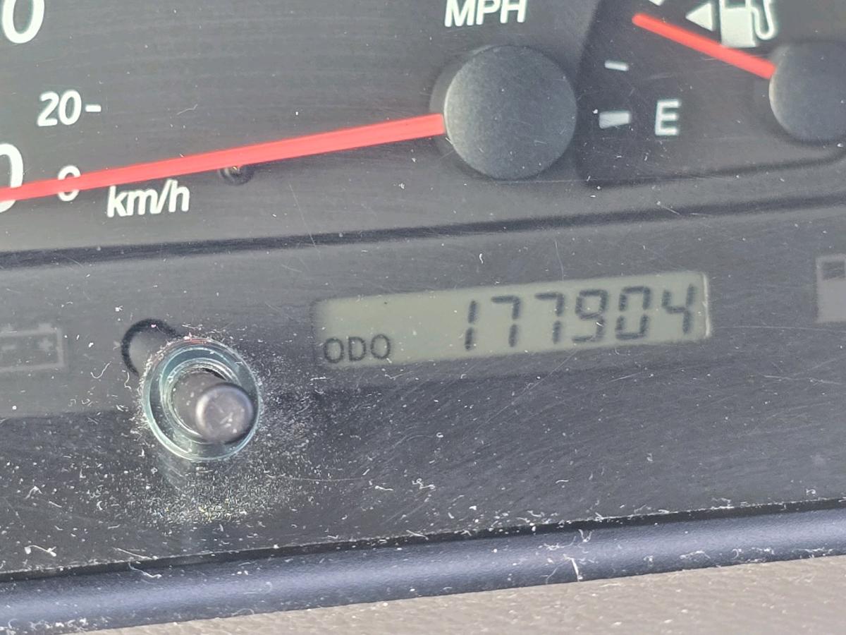 Toyota Camry LE, 178000 miles, used - Ephrata, Pennsylvania - FleaMarketBay