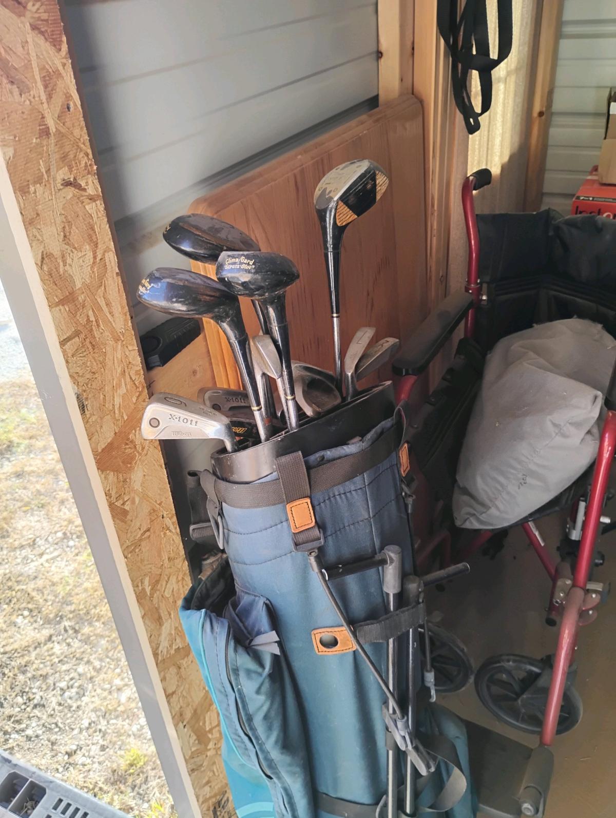 Golf clubs and bag - Osage, Oklahoma - FleaMarketBay