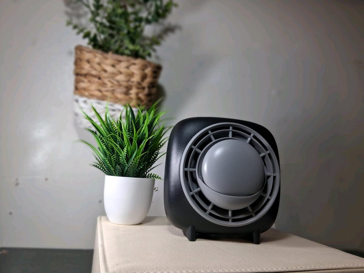 juego de ahudio de 4 mini bocinas mezclador de msica - Lake Forest, California - FleaMarketBay