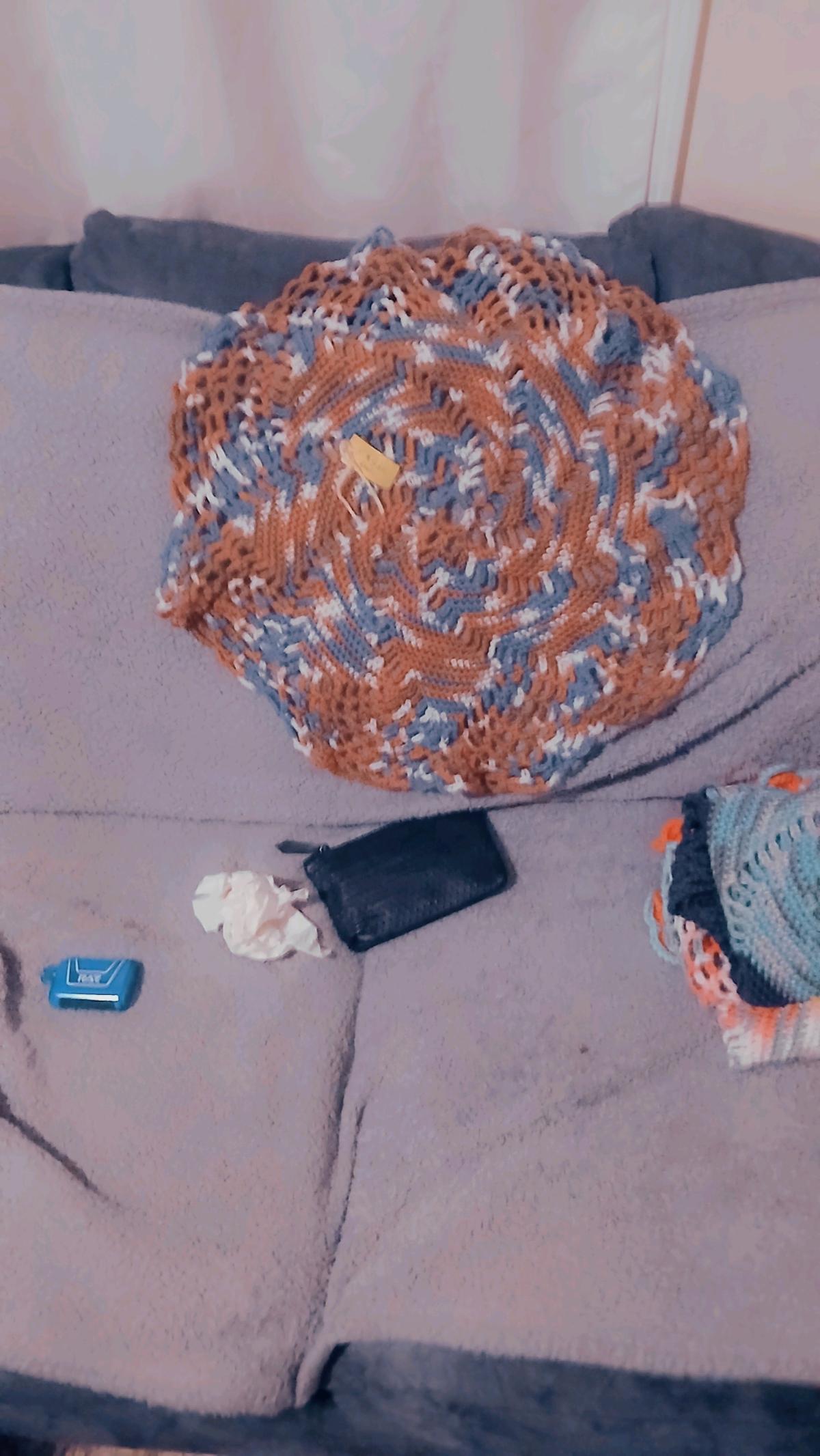 homem - Lawrenceburg, Tennessee - FleaMarketBay