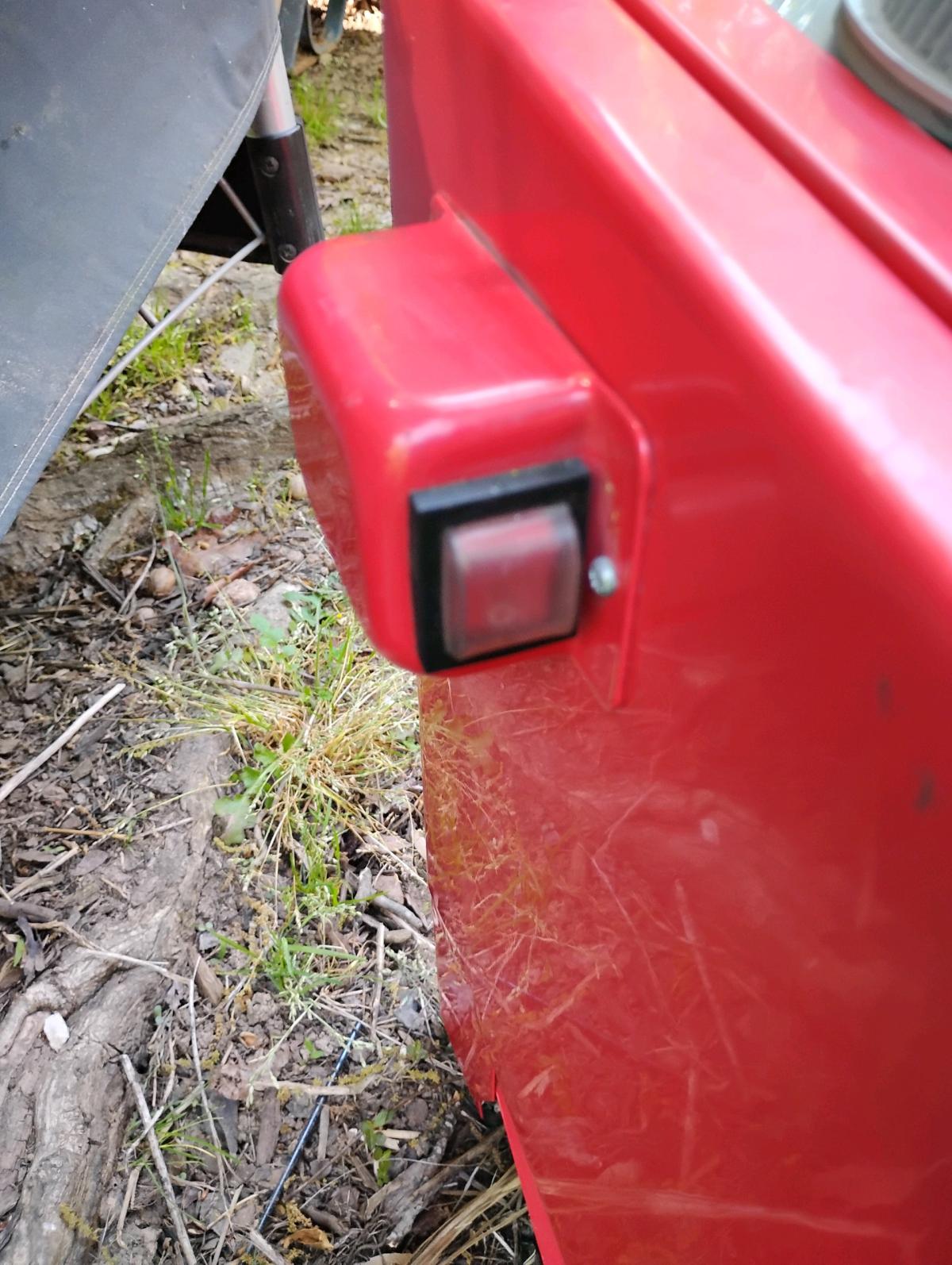 Black Bull Brand Sand blast Box - Douglasville, Georgia - FleaMarketBay