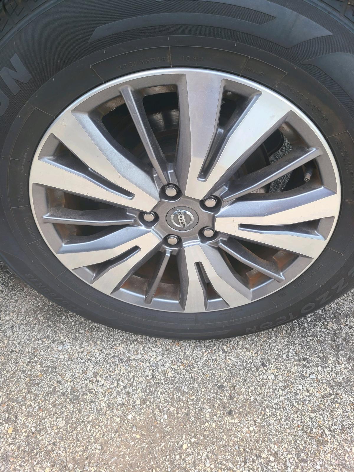 2020 Nissan Pathfinder - Commerce, Texas - FleaMarketBay