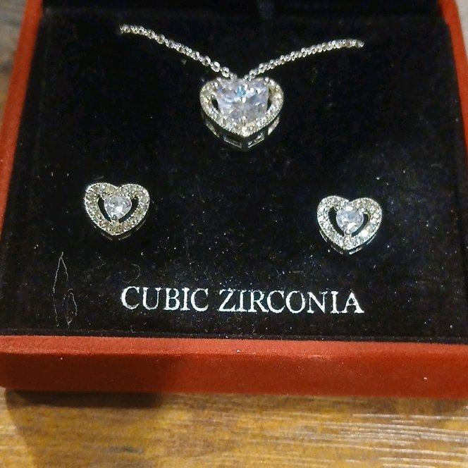 danecraft silver plate heart necklace - Angie, Louisiana - FleaMarketBay