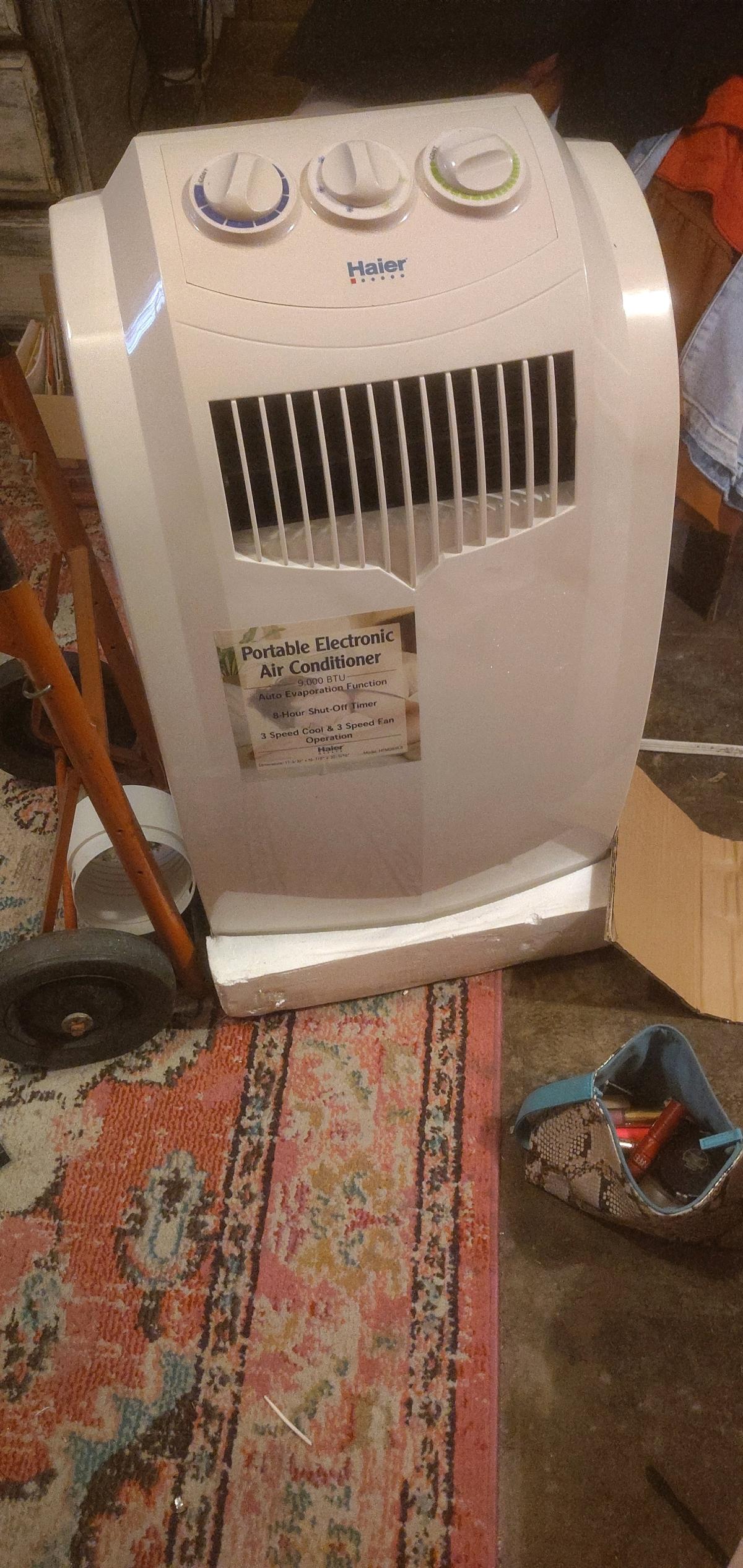 portable AC - Warner Robins, Georgia - FleaMarketBay