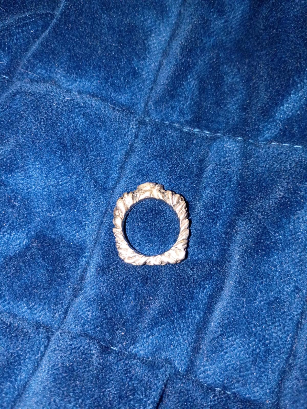 jewelry  rings - Austin, Texas - FleaMarketBay