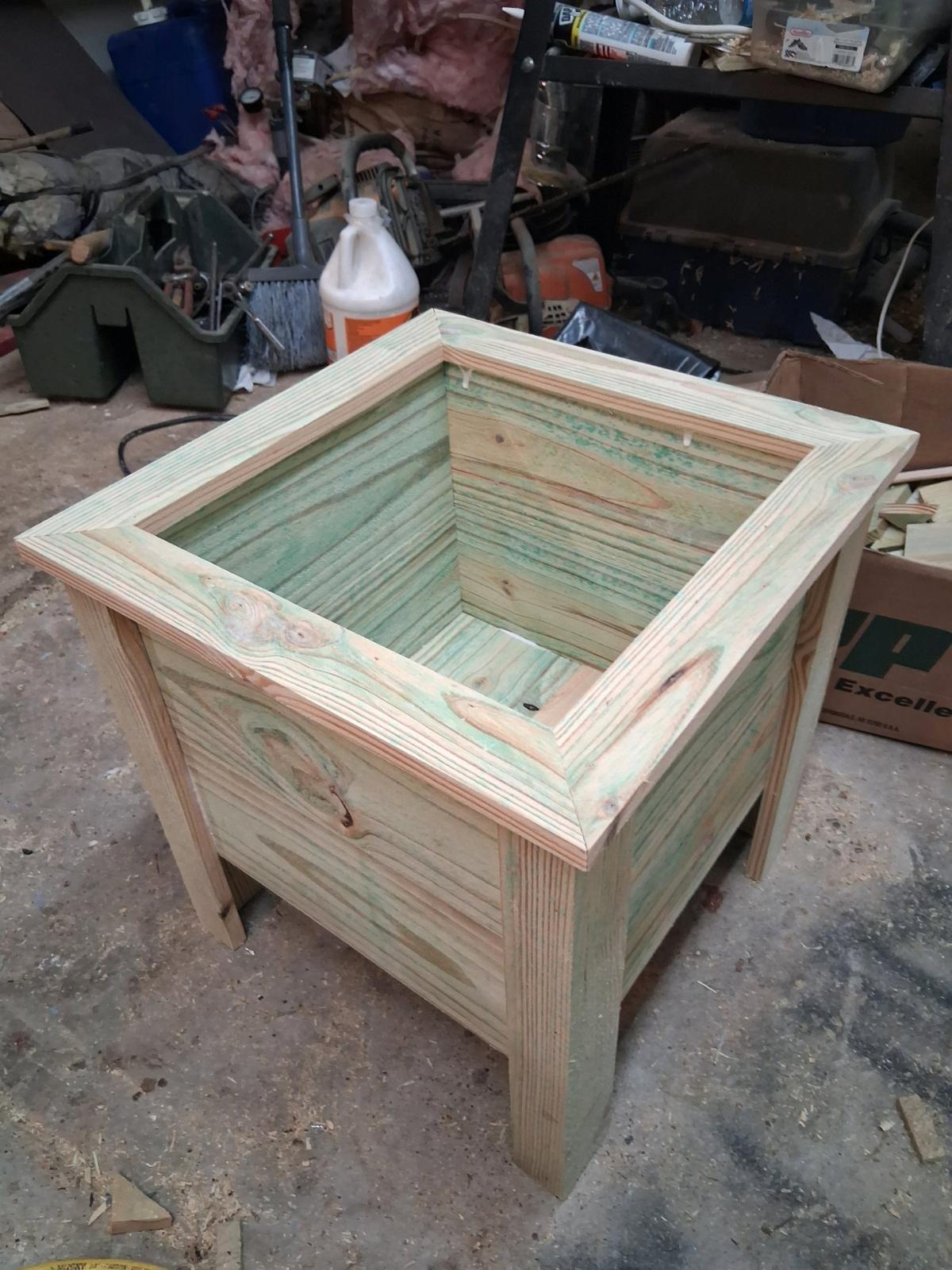 Planters - Denison, Texas - FleaMarketBay