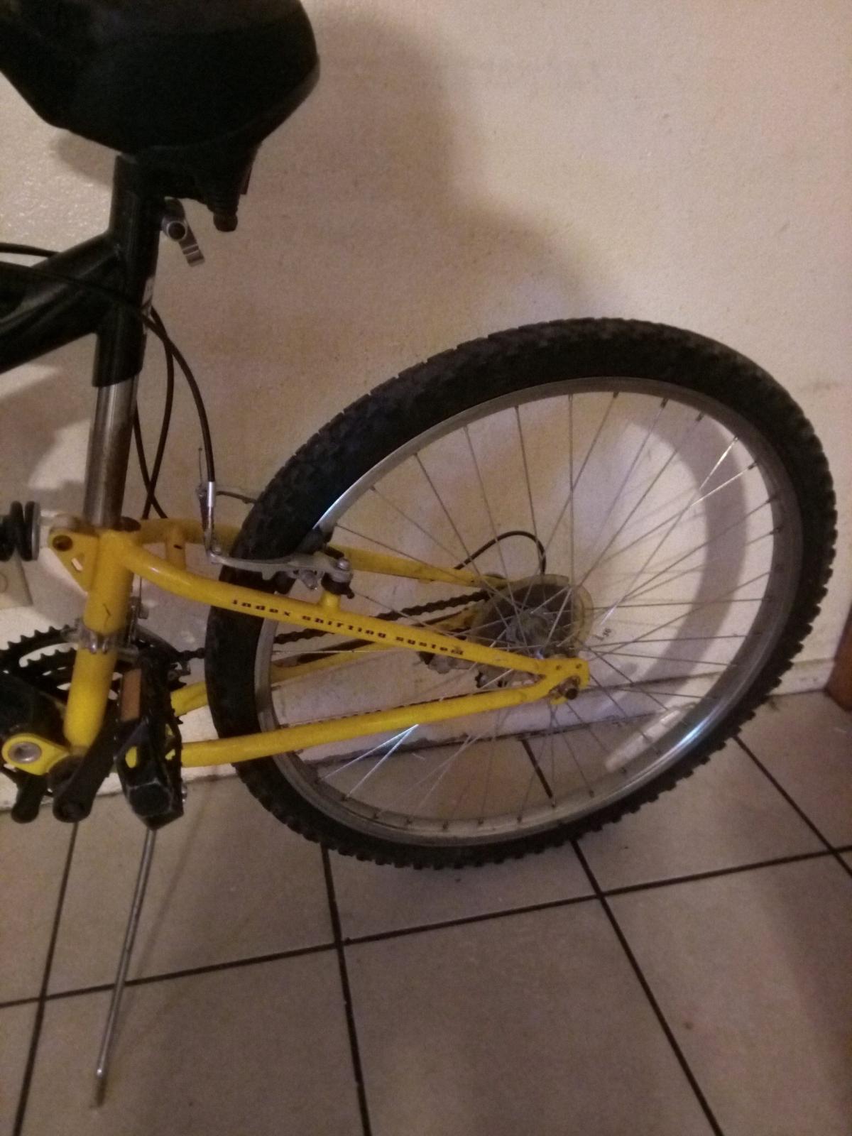 26 inch Huffy Adult Bike - Clovis, California - FleaMarketBay