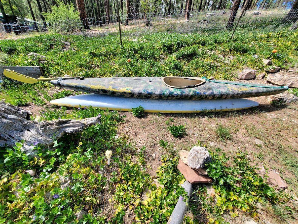 13 foot kayak - Flagstaff, Arizona - FleaMarketBay