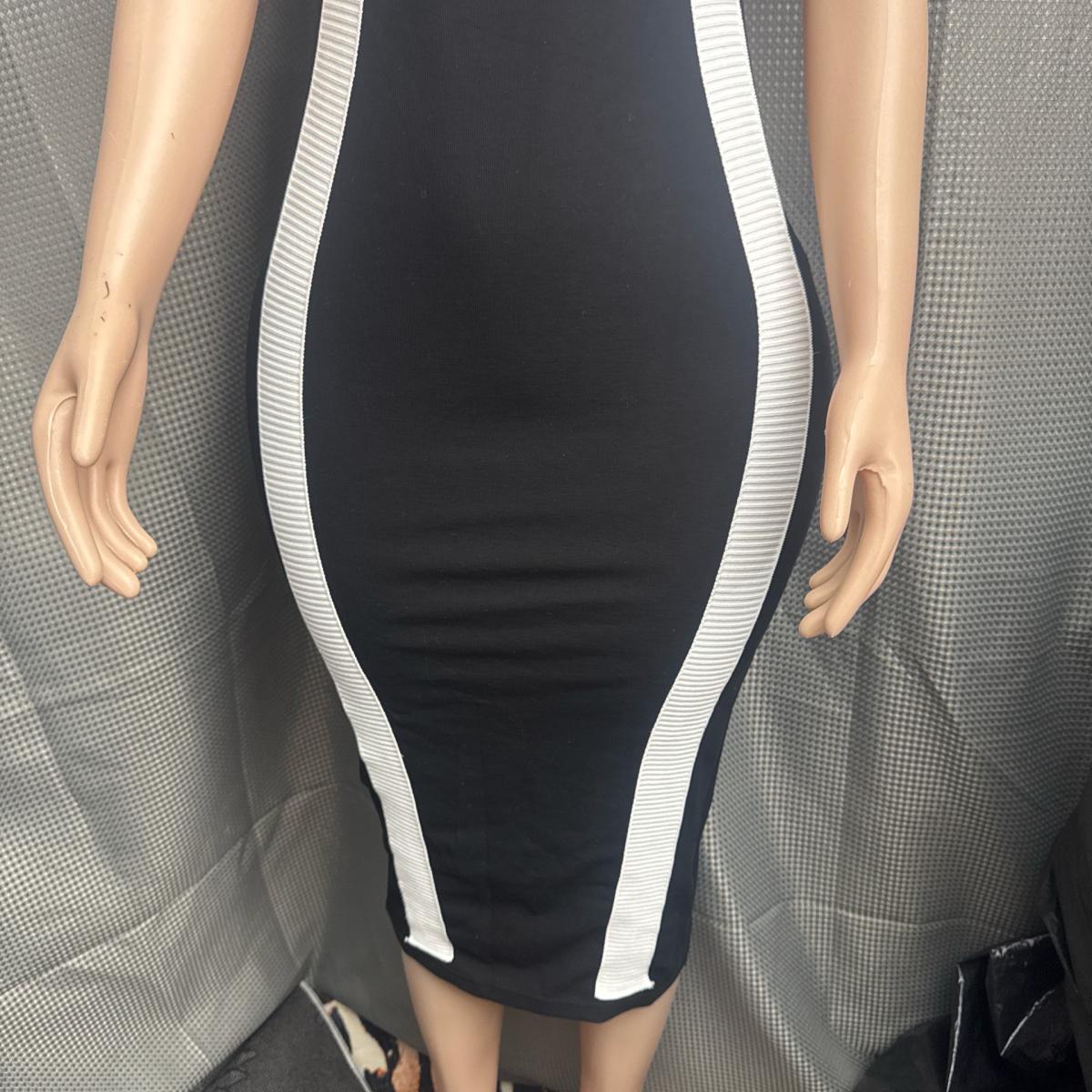 dress - Pomona, California - FleaMarketBay