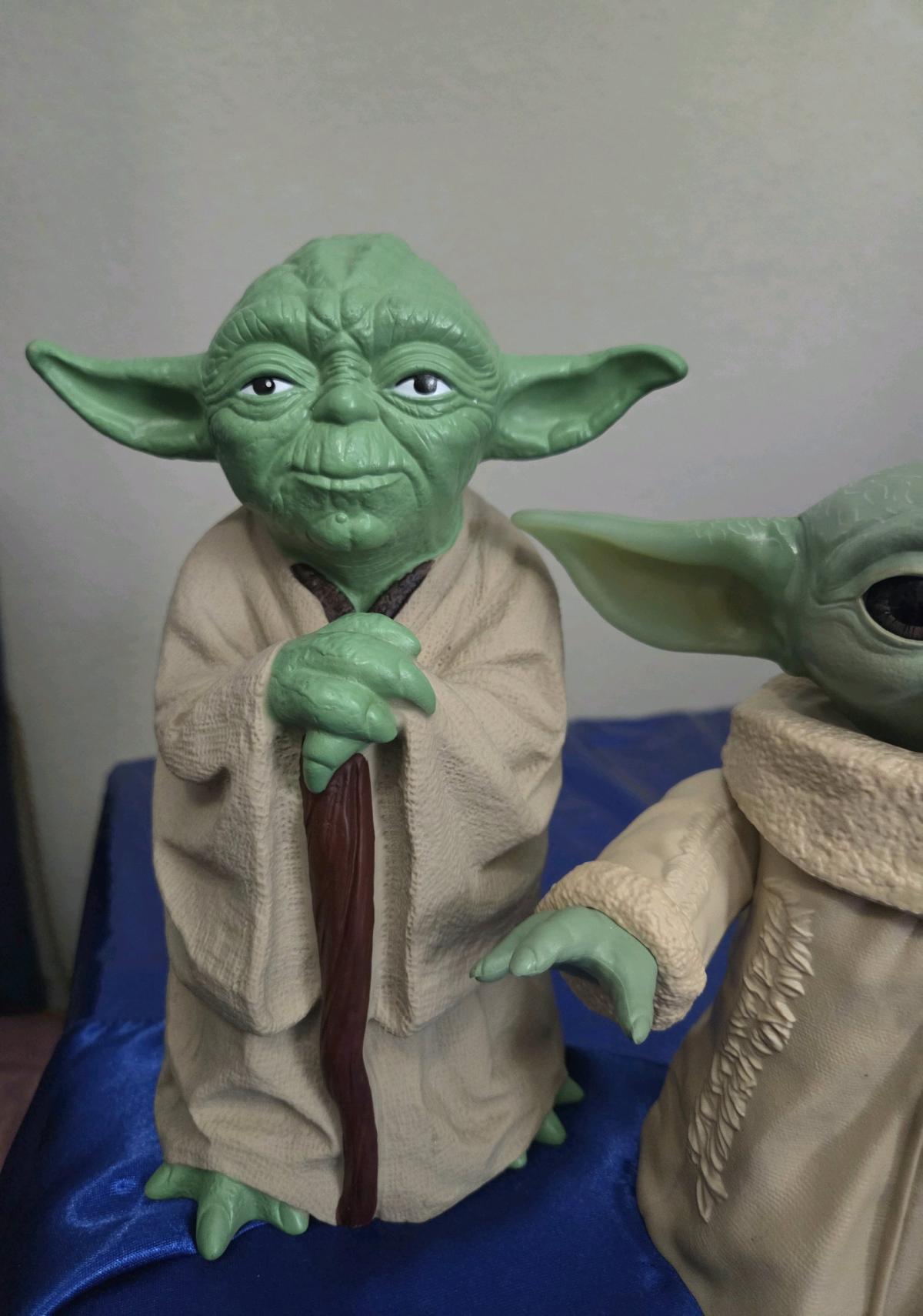 4 STAR WARS FIGURES - Phoenix, Arizona - FleaMarketBay