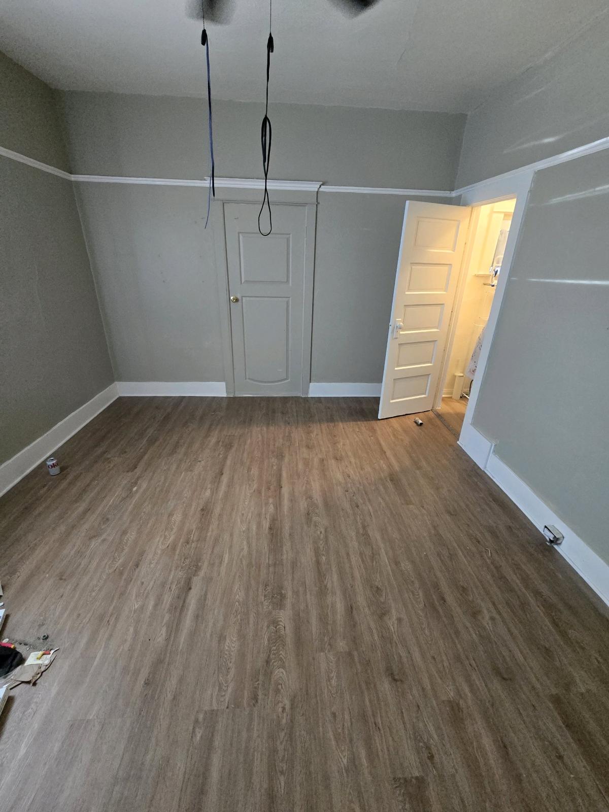 room for rent - Santa Ana, California - FleaMarketBay