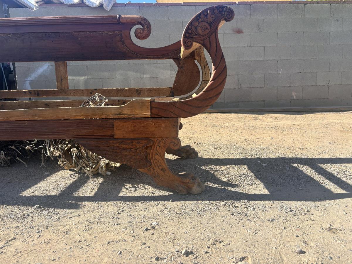 empire couch - Tucson, Arizona - FleaMarketBay