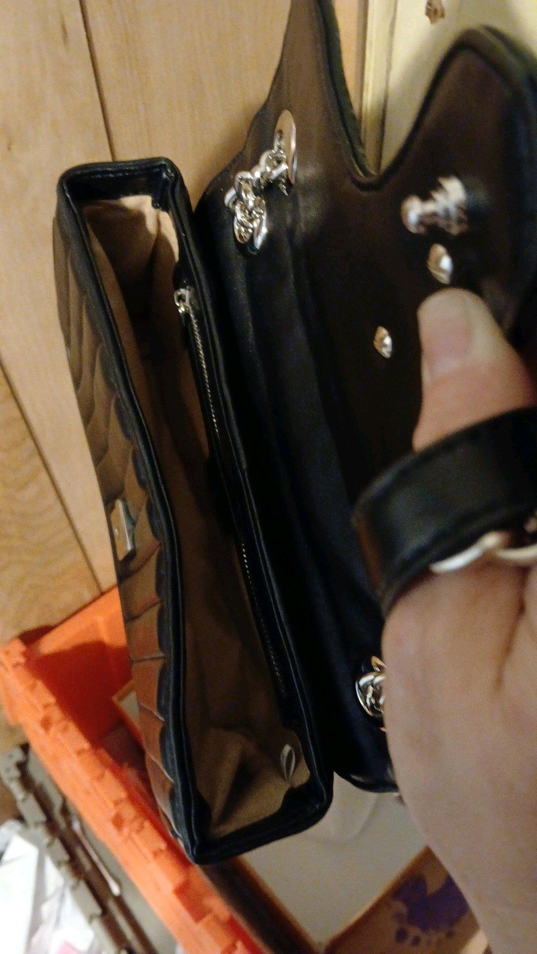 Gucci Purse - Gaston, South Carolina - FleaMarketBay