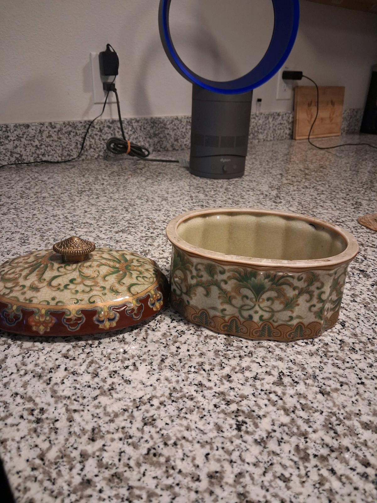 Porcelain Trinket Box with Brass knob - Irving, Texas - FleaMarketBay