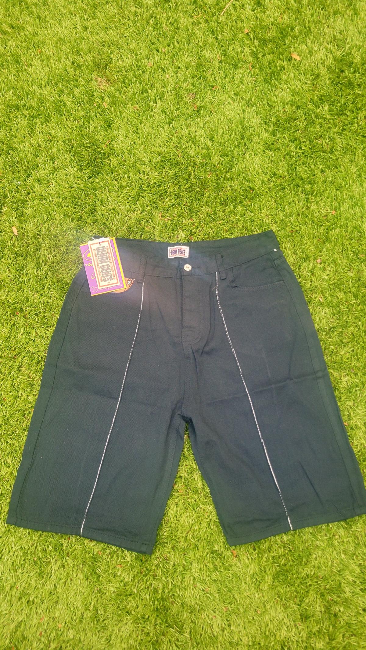Corteiz Shorts - Alicia, Arkansas - FleaMarketBay