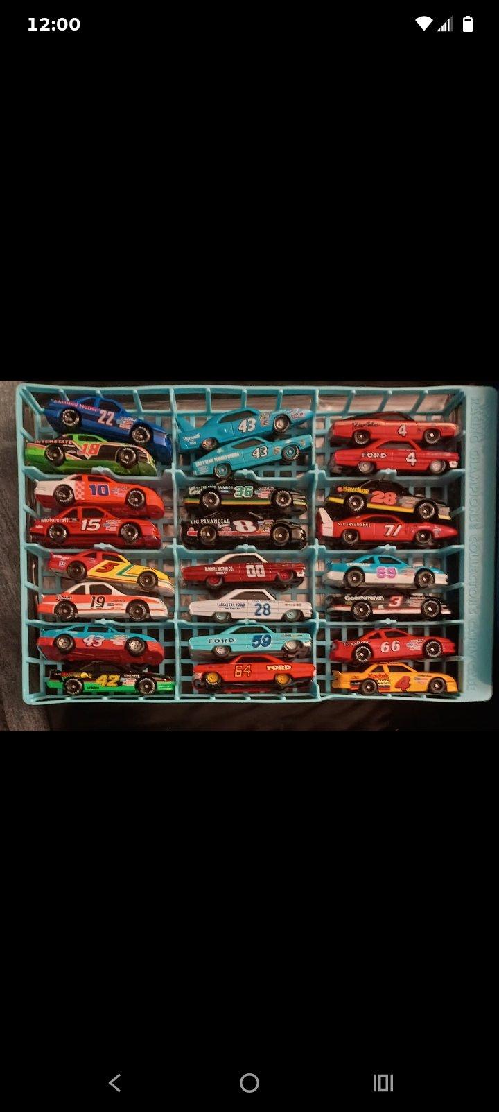 racing champions autographs and collectors cars - Tomah, Wisconsin - FleaMarketBay