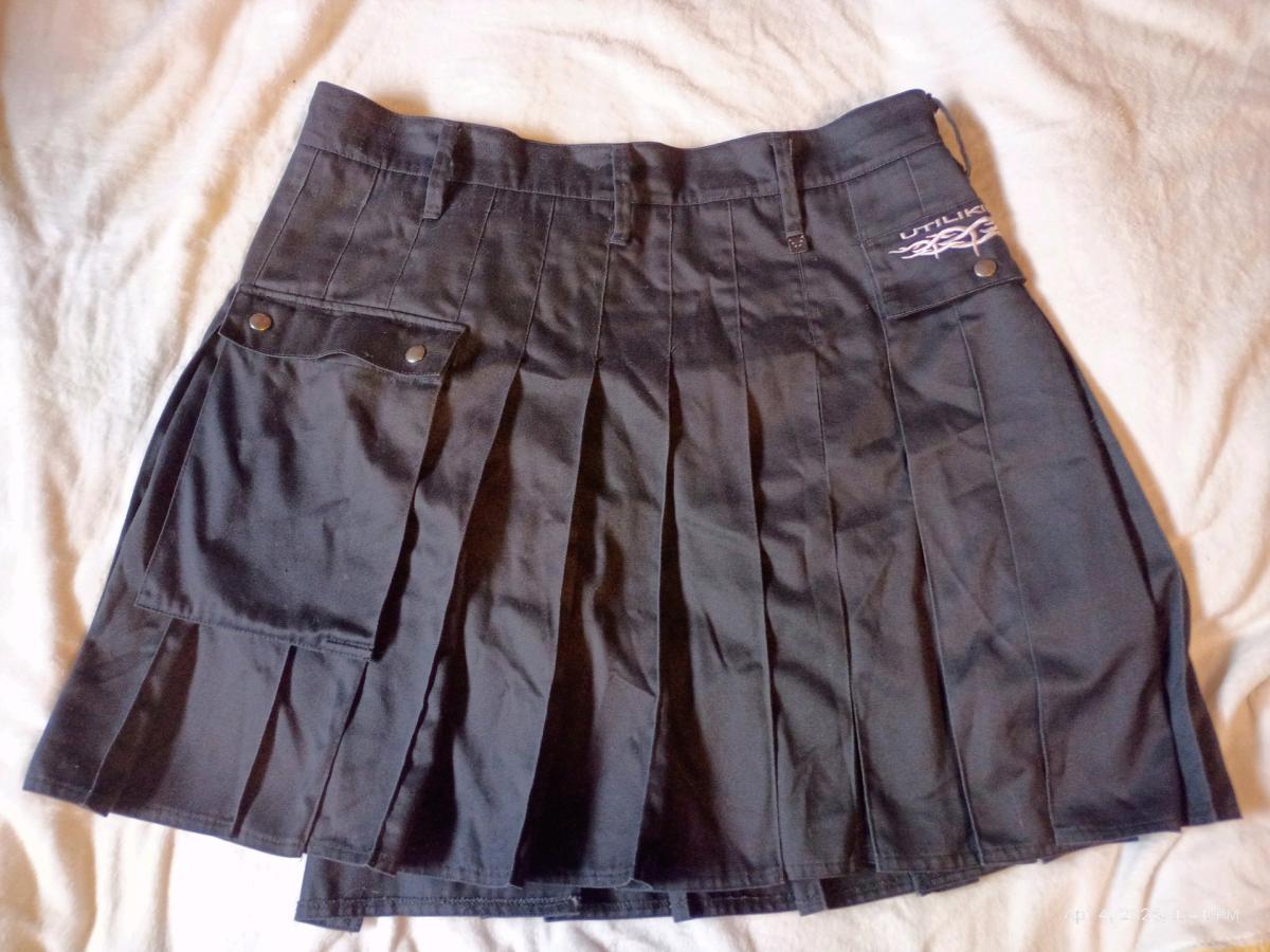 UtiliClan Utilikilt Black Utility Kilt Mens Size M 44 - Bedford, Texas - FleaMarketBay